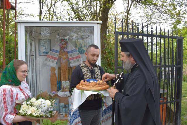 Catapeteasma Bisericii „Adormirea Maicii Domnului” din Grădinari a fost binecuvântată
