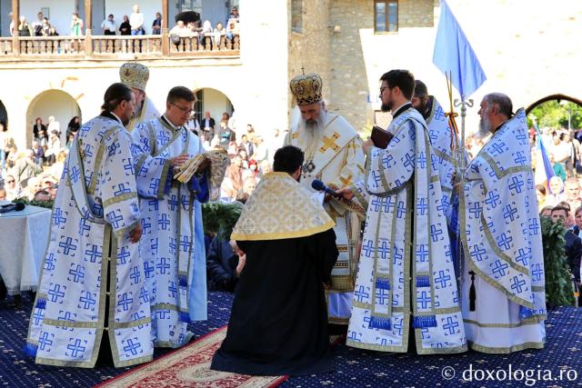 Bucuria Înălțării Domnului, sărbătorită la hramul Mănăstirii Neamț