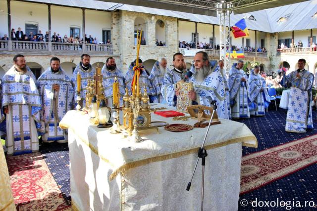 Bucuria Înălțării Domnului, sărbătorită la hramul Mănăstirii Neamț