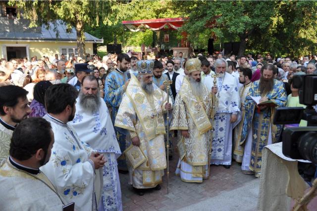 Înaltpreasfințitul Părinte Teofan, de 15 ani Arhiepiscop al Iaşilor şi Mitropolit al Moldovei şi Bucovinei