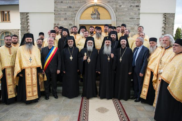 Înaltpreasfințitul Părinte Teofan, de 15 ani Arhiepiscop al Iaşilor şi Mitropolit al Moldovei şi Bucovinei