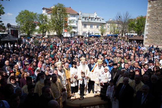 Înaltpreasfințitul Părinte Teofan, de 15 ani Arhiepiscop al Iaşilor şi Mitropolit al Moldovei şi Bucovinei