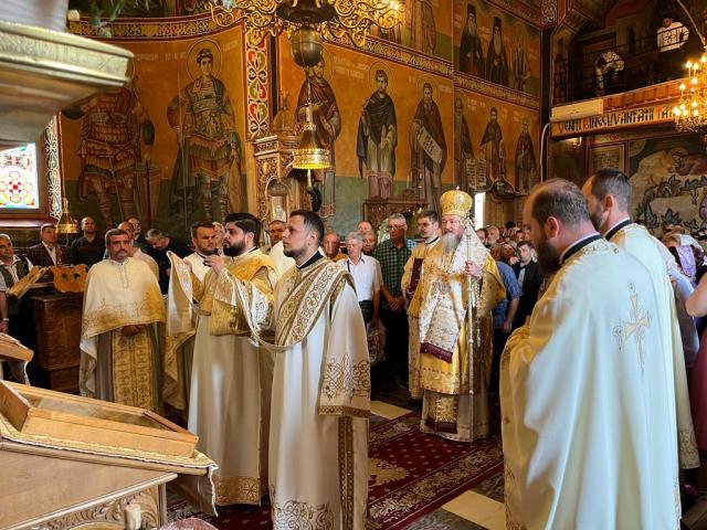PS Ieronim, în Duminica Sfinților Români: „Prin Sfinții Andrei și Filip, Cuvântul Evangheliei a încolțit și pe pământ românesc”
