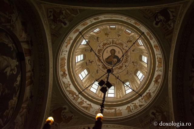 Doi ierarhi au sfințit biserica „Sfântul Ioan Botezătorul” din Bârnova, județul Iași