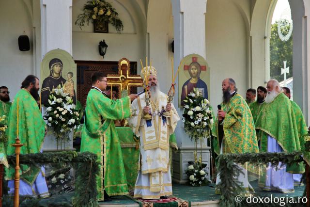 (Video) Mănăstirea Guranda și-a celebrat hramul: sărbătoarea Preasfintei Treimi