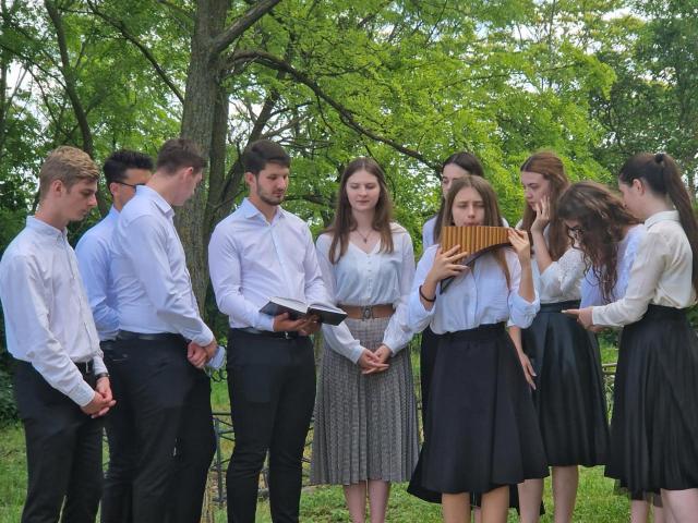 Poetul Mihai Eminescu a fost comemorat la Parohia Stejarii din comuna Țigănași
