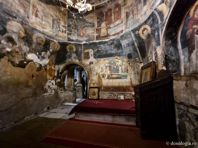 (Foto) Închinare la mormântul Sfântului Cuvios Naum