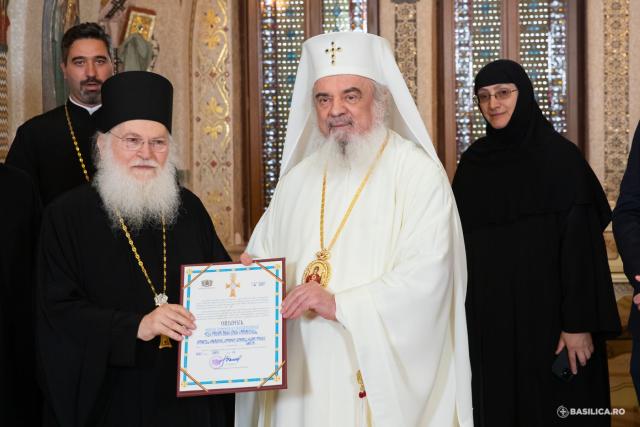 Starețul Efrem Vatopedinul, în vizită la Patriarhul României