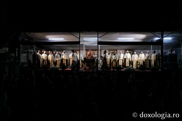 (Foto) Slujbă de Priveghere a Sfântului Mare Mucenic Ioan cel Nou #HramSuceava2023