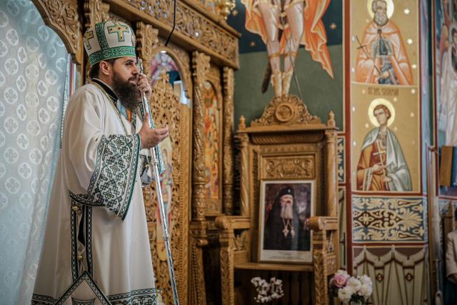 (Video) „Duhul Sfânt reconfigurează inimile” – PS Benedict