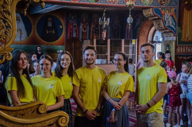 Tabăra din pridvorul satului, un proiect ambiţios al Arhiepiscopiei Iaşilor: „Niciun copil fără vacanță!”