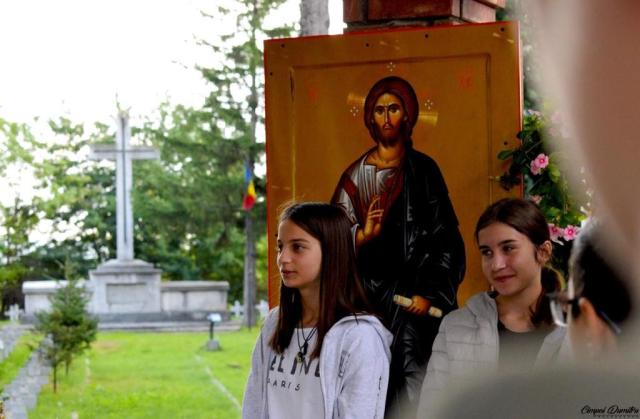 Tabăra din pridvorul satului, un proiect ambiţios al Arhiepiscopiei Iaşilor: „Niciun copil fără vacanță!”