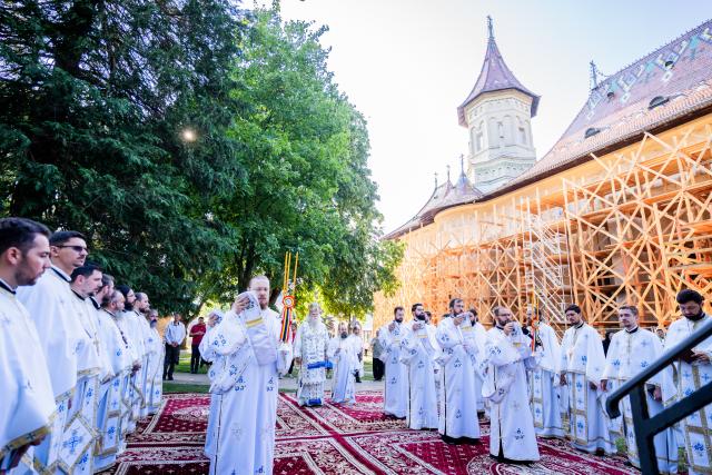 Duminica a VI-a după Rusalii la Mănăstirea „Sfântul Ioan cel Nou de la Suceava”