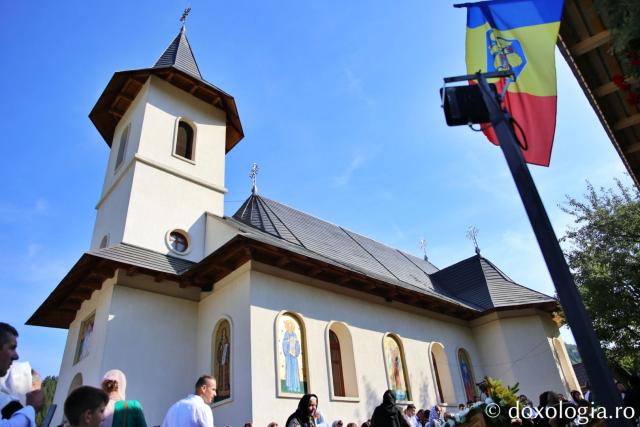 Biserica Parohiei „Sfântul Ilie Tesviteanul” Ivaneș / Foto: Flavius Popa