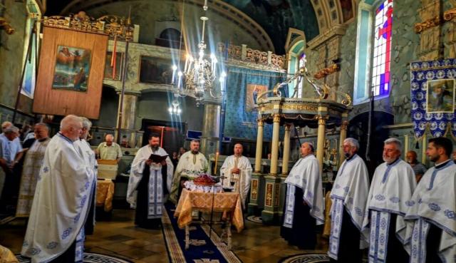 Slujba de hram la biserica ortodoxă sârbă din Arad