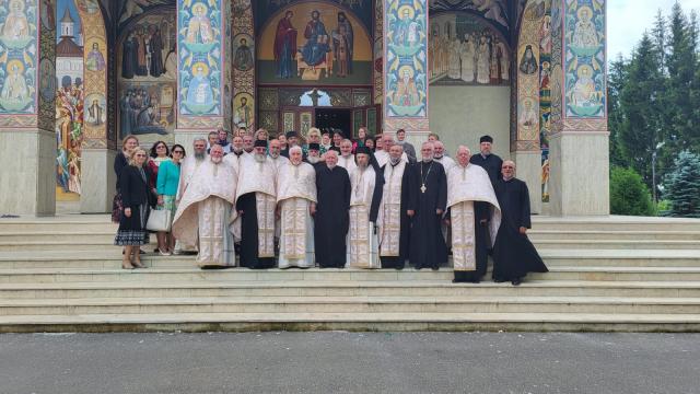 La Seminarul Teologic Ortodox „Veniamin Costachi” a avut loc revederea promoției 1983