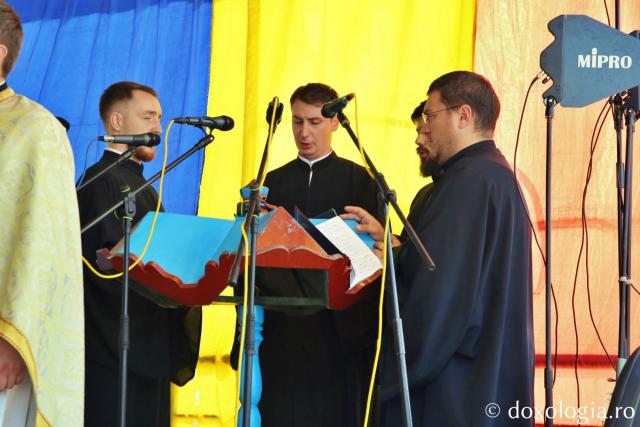 Biserica închinată Sfântului Ierarh Nicolae din Bădiuți a fost târnosită