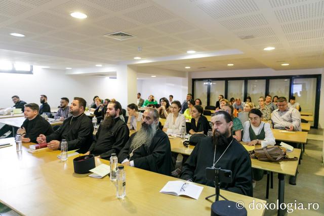Un nou doctor la Facultatea de Teologie din Iași