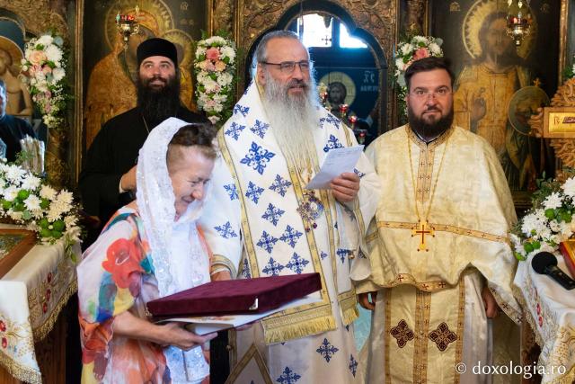Acordare distincții de vrednicie