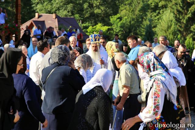 IPS Teofan, prezent la hramul Mănăstirii Paltin Petru-Vodă / Foto: Flavius Popa