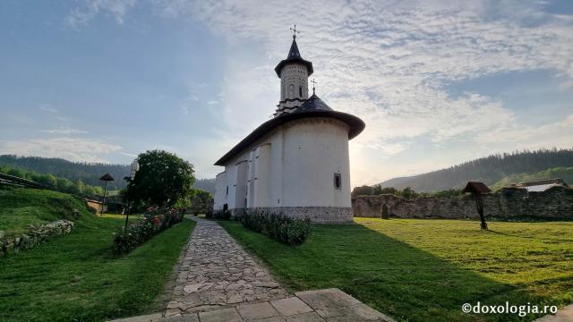 Mănăstirea Solca - exterior
