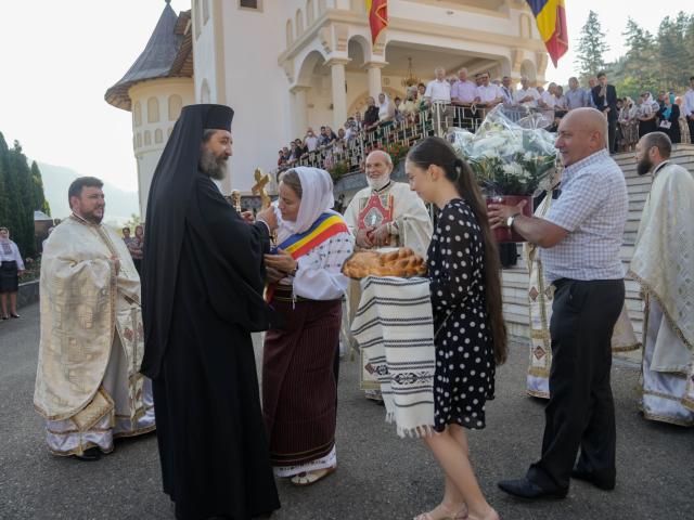 PS Părinte Nichifor, primit la Parohia Secu-Tașca din județul Neamț