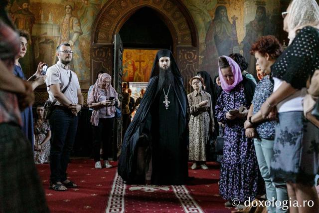 Tundere în monahism la Mănăstirea „Sfinții Trei Ierarhi” din Iași