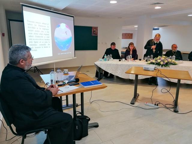 Prezentare publică a tezei de doctorat