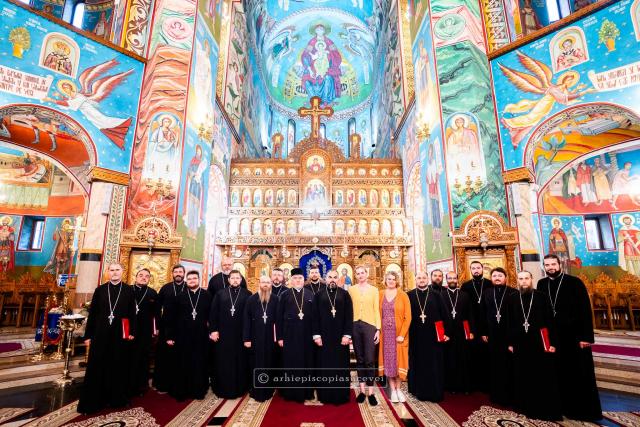 Corala preoțească „Ștefan Nosievici” a concertat la Catedrala din Gura Humorului