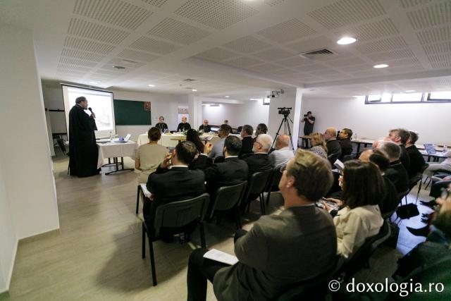 Participanți la suținerea publică a tezelor de doctorat
