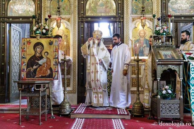 Liturghie Arhierească în debutul celei de-a șasea ediții a Festivalului de Muzică Bizantină de la Iași