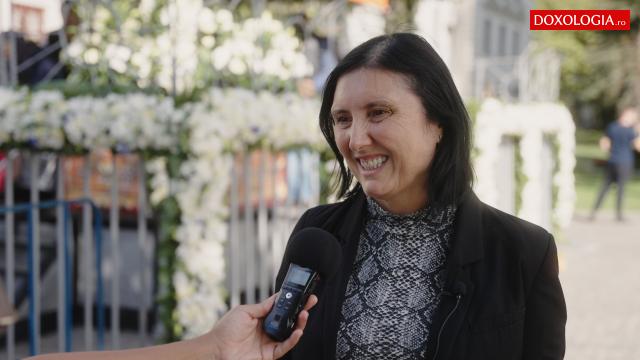 (Video) Din Serbia, la Iași: „E o mare binecuvântare să ajungi să te închini Sfintei Parascheva”