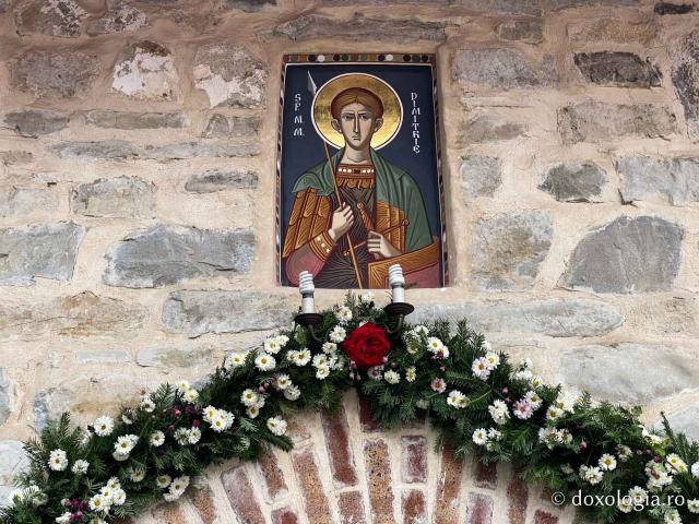 Mănăstirea Pângărați în ajunul hramului istoric „Sfântul Mare Mucenic Dimitrie”