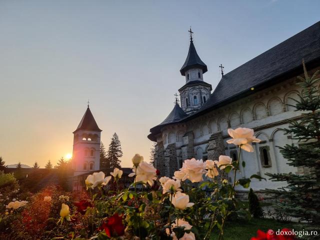 Biserica Mănăstirii Putna – prima ctitorie a Sfântului Ștefan cel Mare