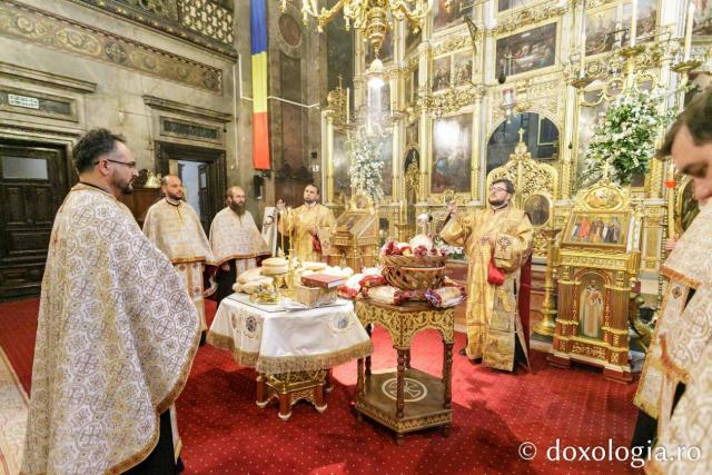 Priveghere în cinstea Sfântului Apostol Andrei, Ocrotitorul Românilor / Foto: pr. Silviu Cluci