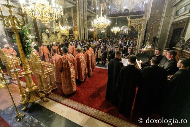 Priveghere în cinstea Sfântului Gheorghe la Catedrala Mitropolitană din Iași