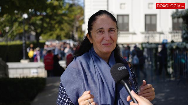 (Video) Din Serbia, la Iași: „Inima îmi saltă de bucurie când vin la Sfânta Parascheva”