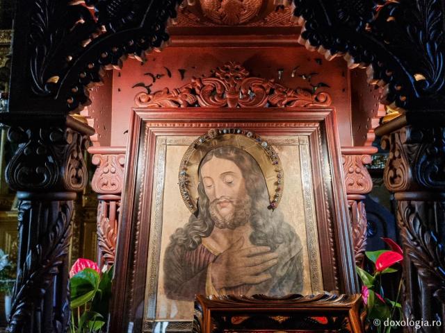 Icoana Mântuitorului „care se curăţă singură” de la Mănăstirea Celic Dere