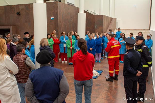 Instructaj ISU pentru angajați din cadrul Centrului Eparhial Iaşi
