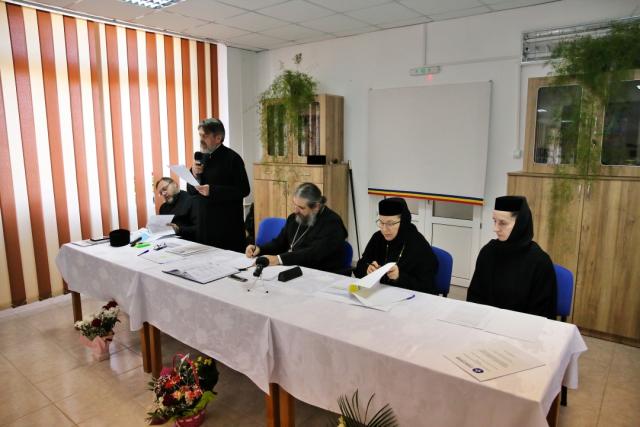 La întâlnirea asistenților sociali a fost prezent și PS Nichifor Botoșăneanul / Foto: Flavius Popa