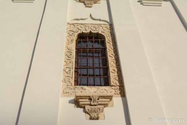 Lucrările de restaurare ale bisericilor „Sfinţii Teodori” din Iași și „Sfântul Dimitrie” din Soroca – Republica Moldova au fost finalizate