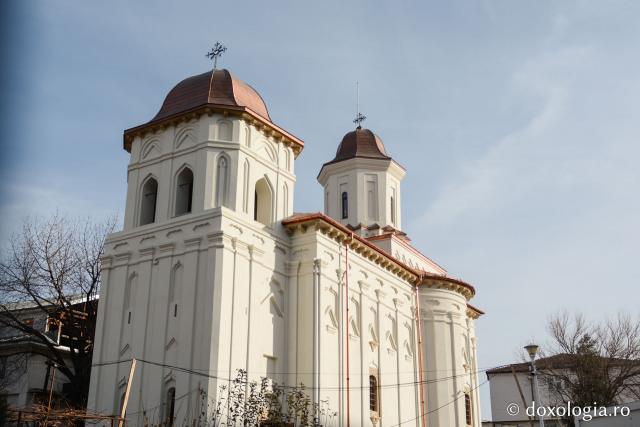 Lucrările de restaurare ale bisericilor „Sfinţii Teodori” din Iași și „Sfântul Dimitrie” din Soroca – Republica Moldova au fost finalizate