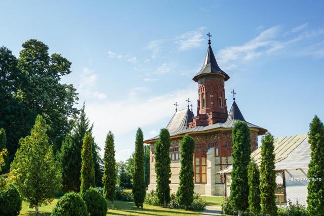 Biserica Mănăstirii Popăuți