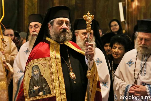 Slujbă arhierească la hramul Mănăstirii „Sfinții Trei Ierarhi” din Iași