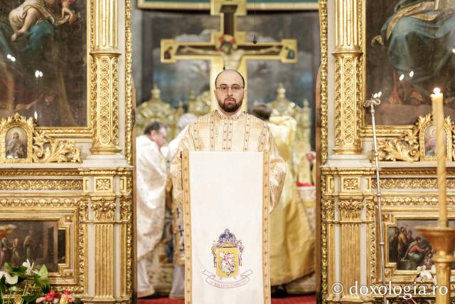 Sfinții Trei Ierarhi, sărbătoriți de studenții teologi ortodocși din capitala Moldovei