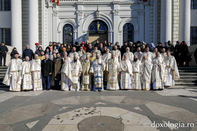 Sfinții Trei Ierarhi, sărbătoriți de studenții teologi ortodocși din capitala Moldovei