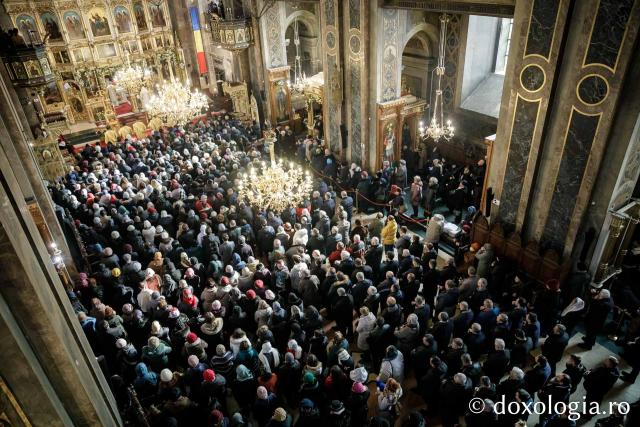 Rugăciune și binecuvântare la hramul istoric al Catedralei mitropolitane din Iași