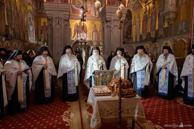Preafericitul Părinte Teoctist a fost pomenit la Mănăstirea Putna