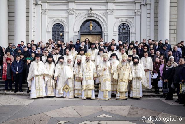 Rugăciune și binecuvântare la hramul istoric al Catedralei mitropolitane din Iași