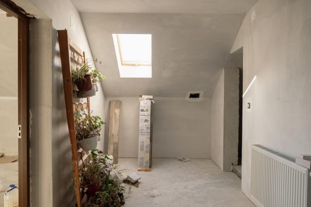 Pro Vita Iași construiește o casă pentru o familie cu 9 copii